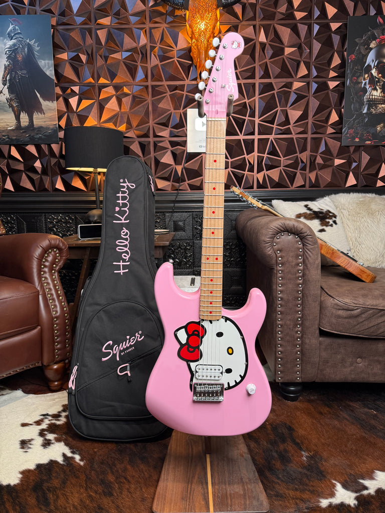 Squier Hello Kitty Strat Pink – Recent Reissue - Super 8 Humbucker