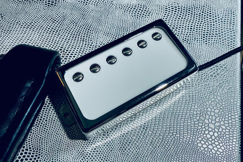 Humbucker Whiteout