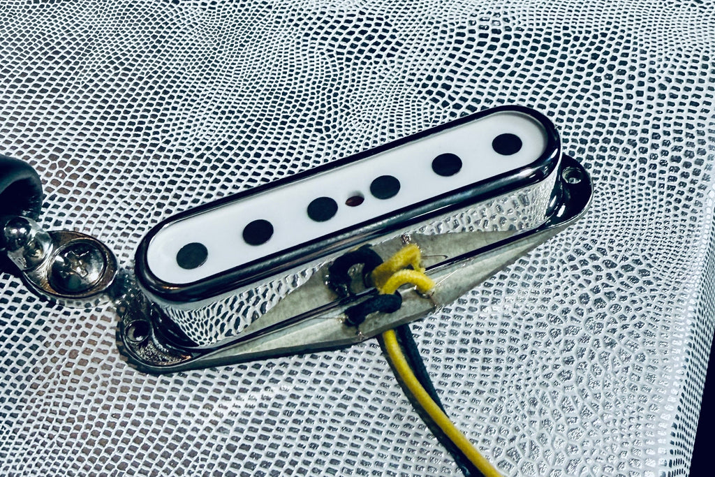 Strat Whiteout